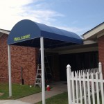 Round Marquee w/ Signbanner & Graphics